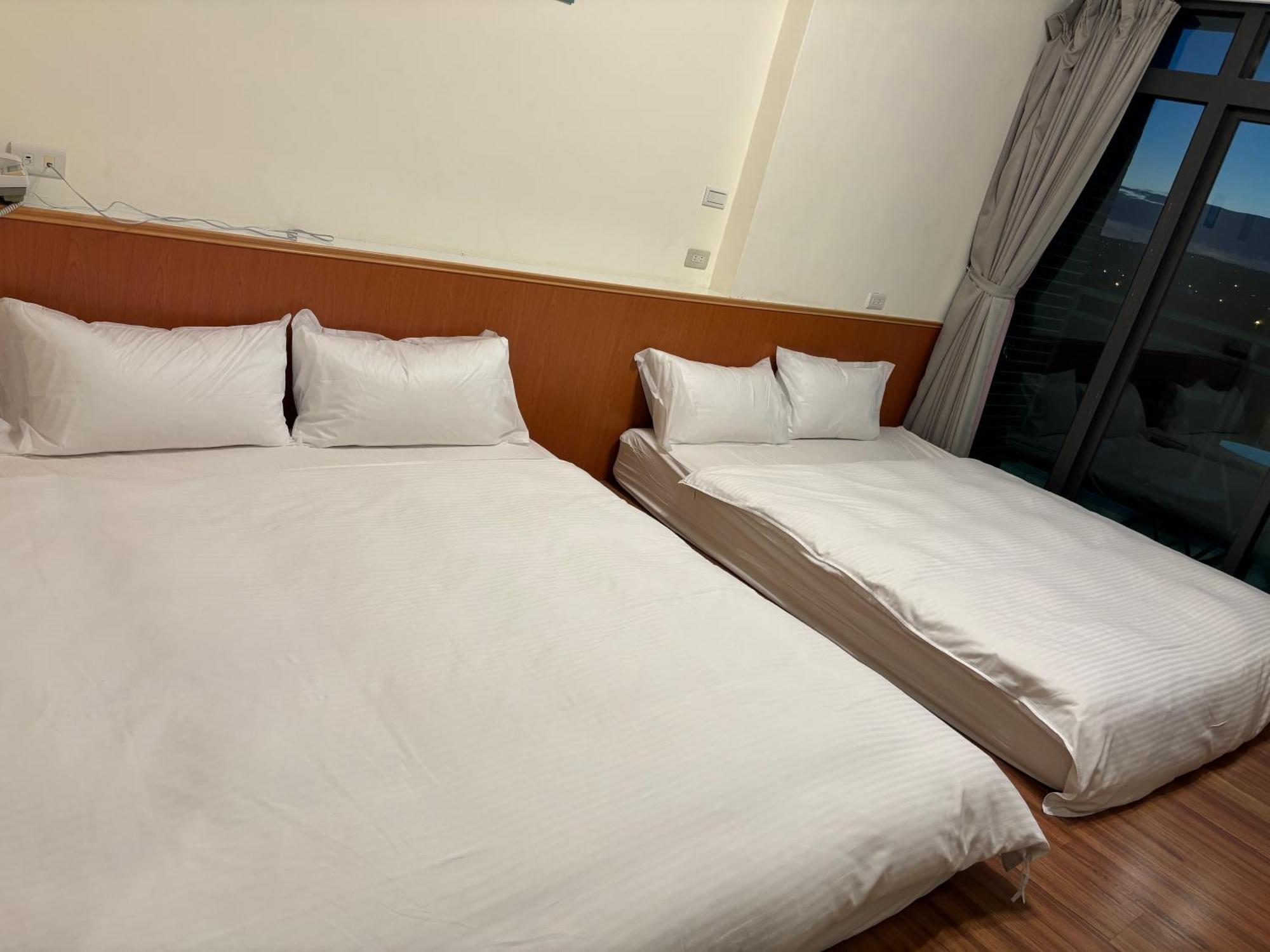 Yiren Hotel Heng-ch'un Екстериор снимка