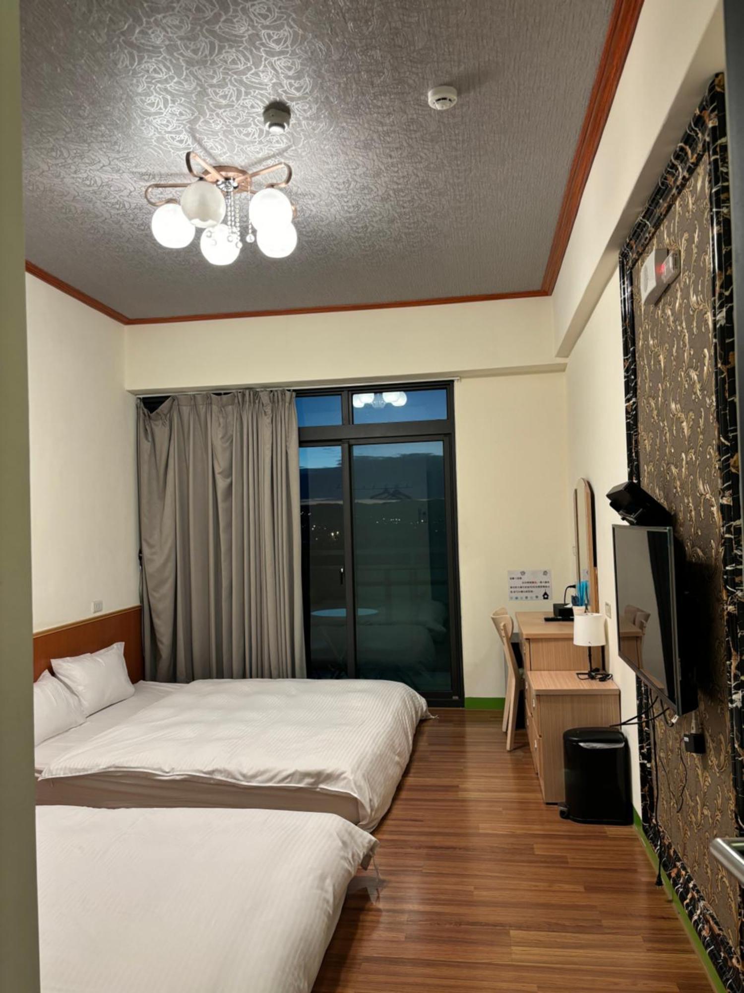 Yiren Hotel Heng-ch'un Екстериор снимка